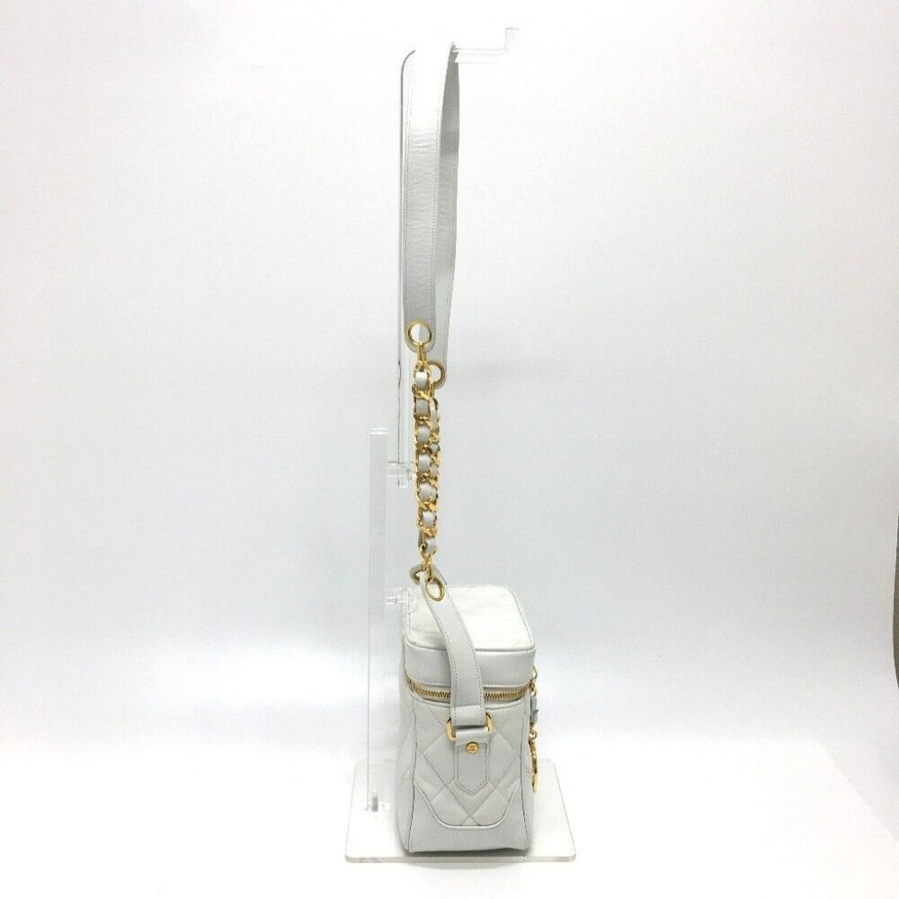 CHANEL CC charm Matelasse Vanity Shoulder Bag Lambskin Leather White/GoldHard - Picture 3 of 16